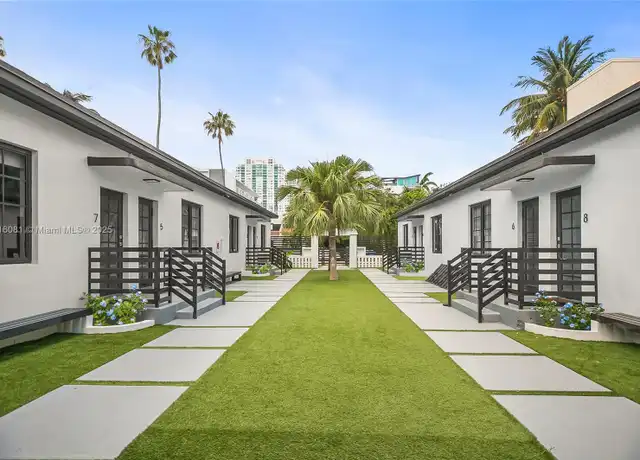 Property at 733 Michigan Ave Unit 4, Miami Beach, FL, 33139, 2 beds, 1 bath, [object Object]