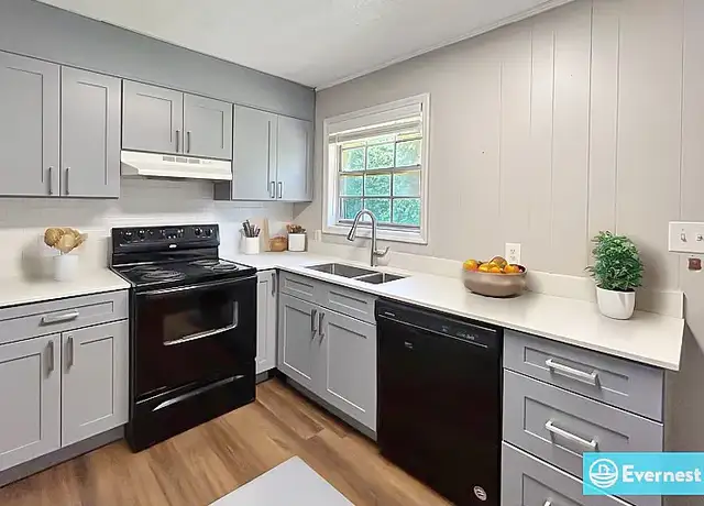 Photo of 13 Brannan St, McDonough, GA 30253