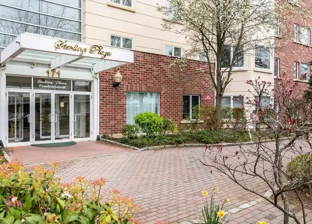 Property at 171 Great Neck Rd Unit 4K, Great Neck Plaza, NY, 11021, 4 beds, 2.5 baths, [object Object]