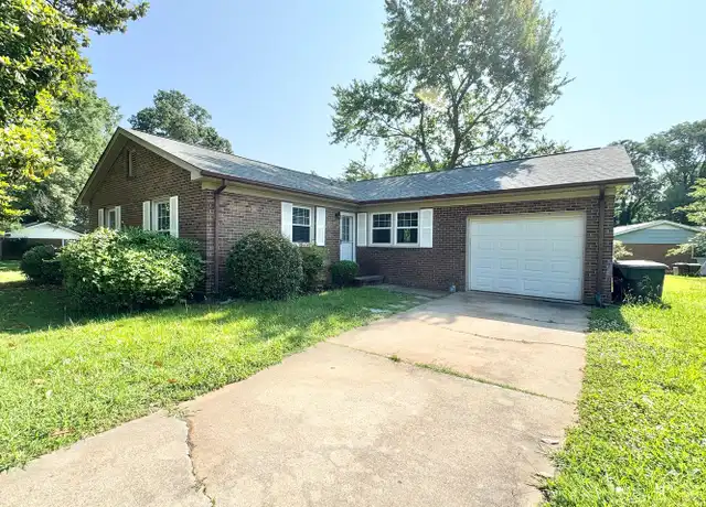 Property at 4117 Summerglen Dr, Greensboro, NC, 27406, 3 beds, 2 baths, [object Object]