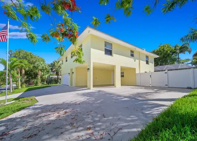 Property at 4255 NE Sunset Dr, Jensen Beach, FL, 34957, 3 beds, 2 baths, [object Object]
