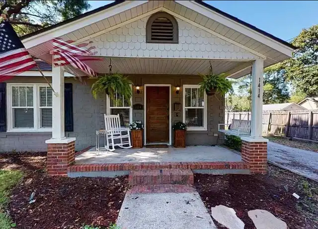 Property at 1414 E Lee St, Pensacola, FL, 32503, 2 beds, 1 bath, [object Object]