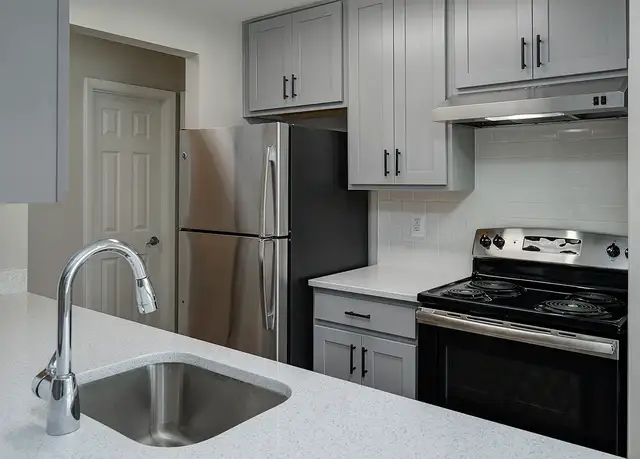 Photo of 13630 Bent Tree Cir, Centreville, VA 20121