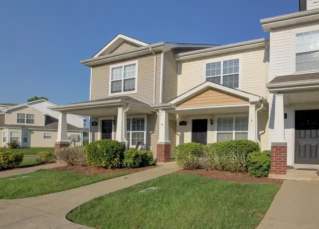 Property at 112 Alexander Blvd, Clarksville, TN, 37040, 2 beds, 2.5 baths, [object Object]