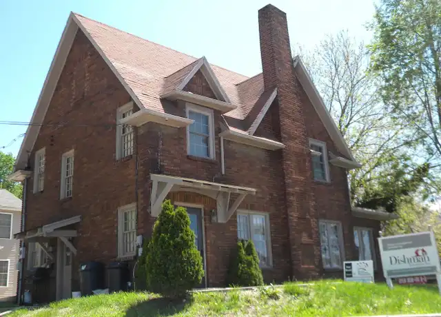 Property at 1601 S Walnut St, Bloomington, IN, 47401, 4 beds, 1.5 baths, [object Object]