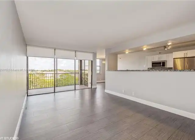 Property at 105 Lake Emerald Dr #503, Oakland Park, FL, 33309, 2 beds, 2 baths, [object Object]