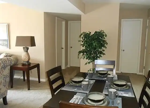 Property at Oaks of Charleston - 16 Charleston Park Dr, Houston, TX, 77025, 1-3 bed, 1-2 bath, [object Object]