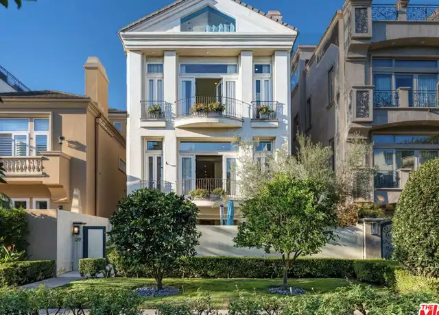 Property at 129 Channel Pointe Mall, Marina del Rey, CA, 90292, 4 beds, 6.5 baths, [object Object]