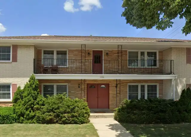 Property at 11934 W North Ave #4, Milwaukee, WI, 53226, 2 beds, 1 bath, [object Object]