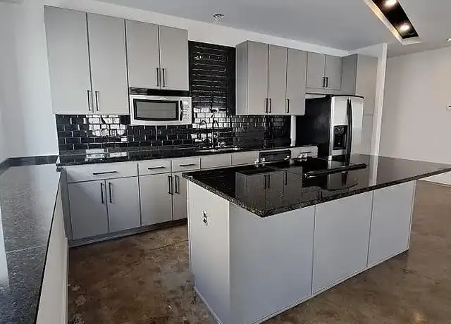 Property at Dallas Power and Light Lofts - 222 Browder St, Dallas, TX, 75201, 1-2 bed, 1-2 bath, [object Object]