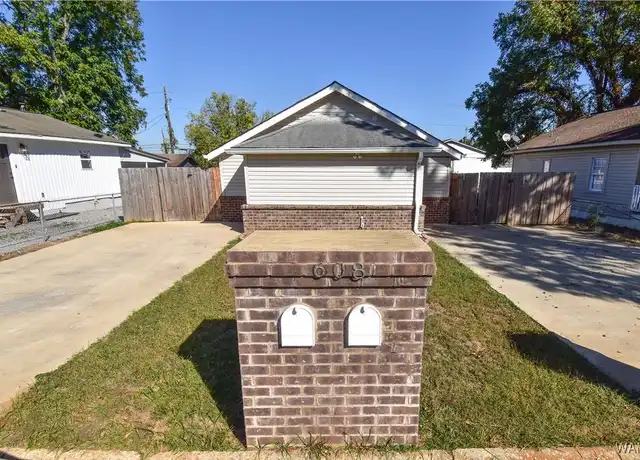 Property at 608 18th St, Tuscaloosa, AL, 35401, 2 beds, 2 baths, [object Object]