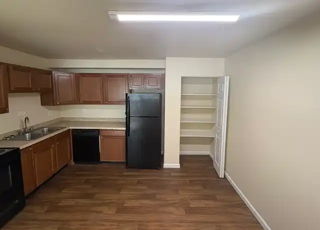 Property at Edgewood Group - 5850 Pennsylvania St, Merrillville, IN, 46410, 2 beds, 1 bath, [object Object]