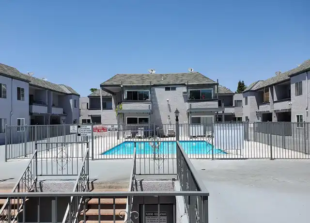 Property at Gilmore Apartments - North Hollywood - 11815 Gilmore St, North Hollywood, CA, 91606, 1-2 bed, 1-2 bath, [object Object]