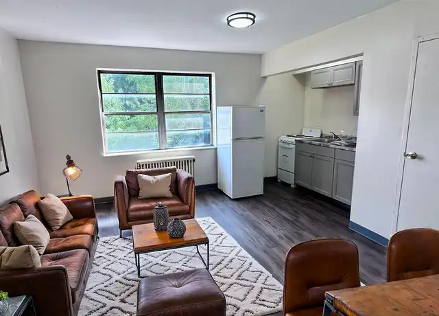 Property at 912 2nd St, Baden, PA, 15005, 1 bed, 1 bath, [object Object]