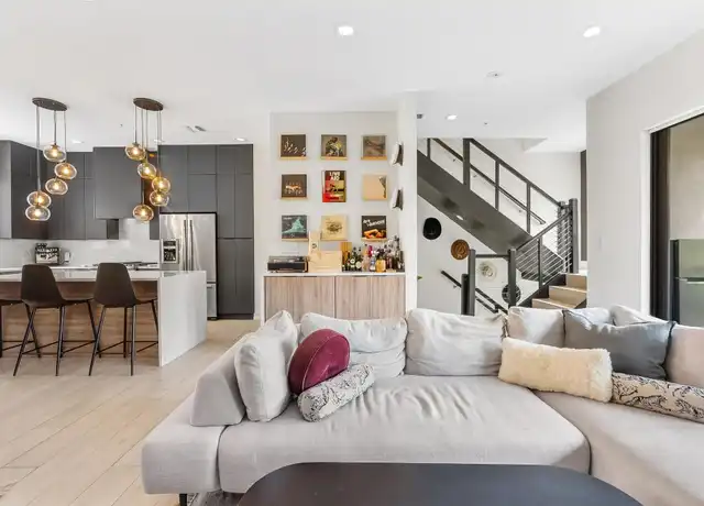 Property at 835 NE 17th Ter Unit 835-9, Fort Lauderdale, FL, 33304, 3 beds, 3.5 baths, [object Object]
