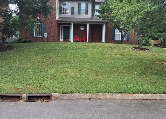 Property at 9431 Hickory Knoll Ln, Knoxville, TN, 37931, 4 beds, 3.5 baths, [object Object]