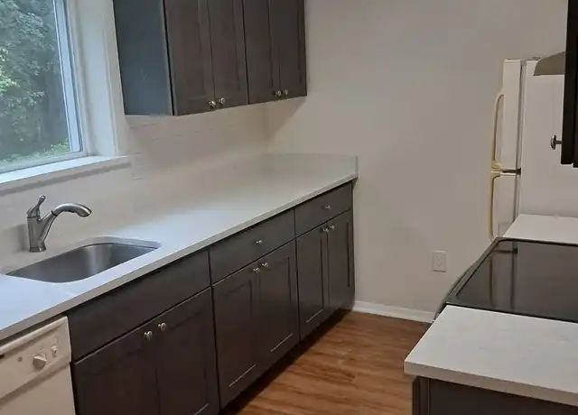 Property at 16 N East Ave Unit I-49, Johnstown, NY, 12095, 1 bed, 1 bath, [object Object]