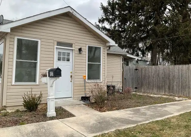 Property at 127 Norvara St, New Cumberland, PA, 17070, 2 beds, 1 bath, [object Object]