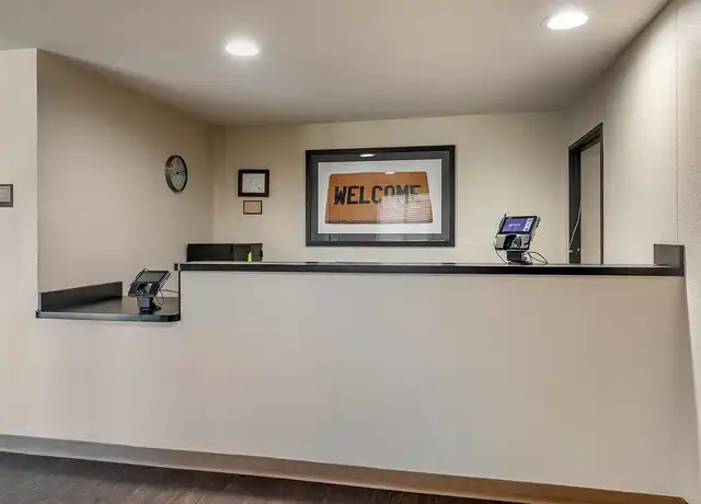 Property at Arlington - Six Flags - 2420 E Lamar Blvd, Arlington, TX, 76006, 0 beds, 1 bath, [object Object]