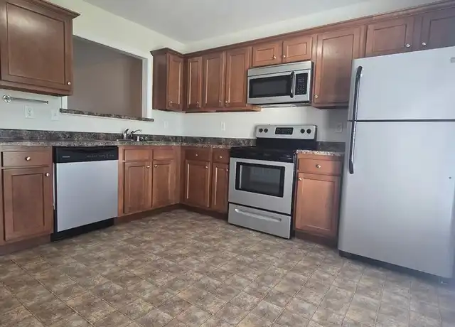 Property at 1073 Two Mile Rd, Winchester, KY, 40391, 2 beds, 2.5 baths, [object Object]