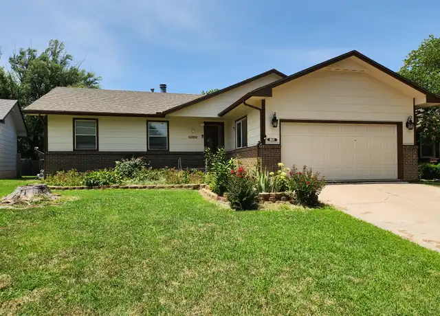 Property at 1703 S Shiloh St, Wichita, KS, 67207, 4 beds, 2.5 baths, [object Object]