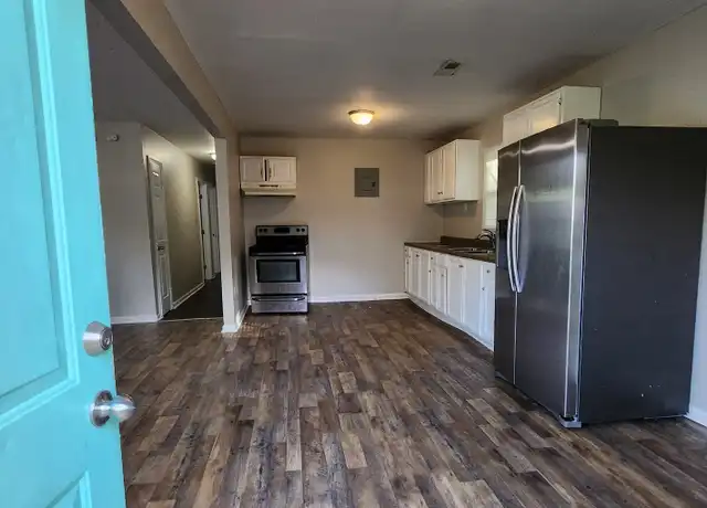 Property at 3621 Somerset Dr, Gastonia, NC, 28052, 3 beds, 2 baths, [object Object]