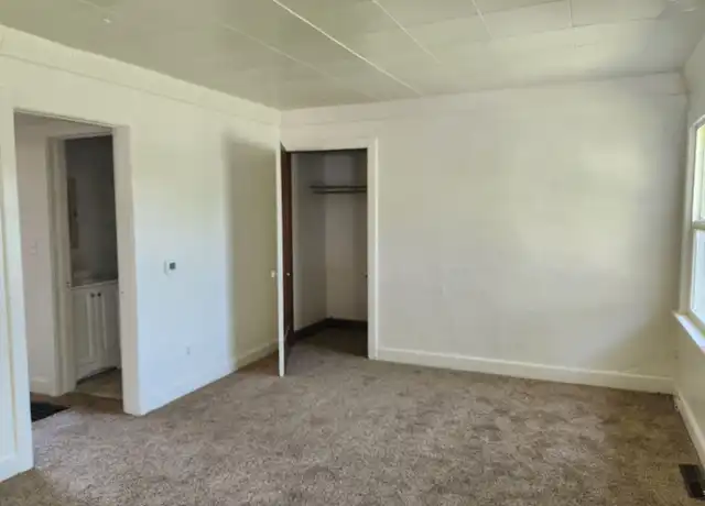 Property at 410 S Queen Ann Blvd Unit 410, Yakima, WA, 98902, 1 bed, 1 bath, [object Object]