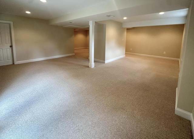Photo of 1213 Forestville Dr, Great Falls, VA 22066