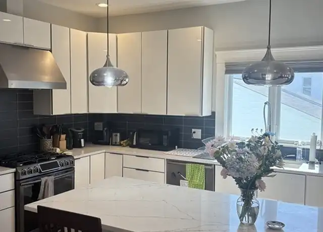 Property at 17 Wheeler St Unit 3, Somerville, MA, 02145, 3 beds, 2 baths, [object Object]