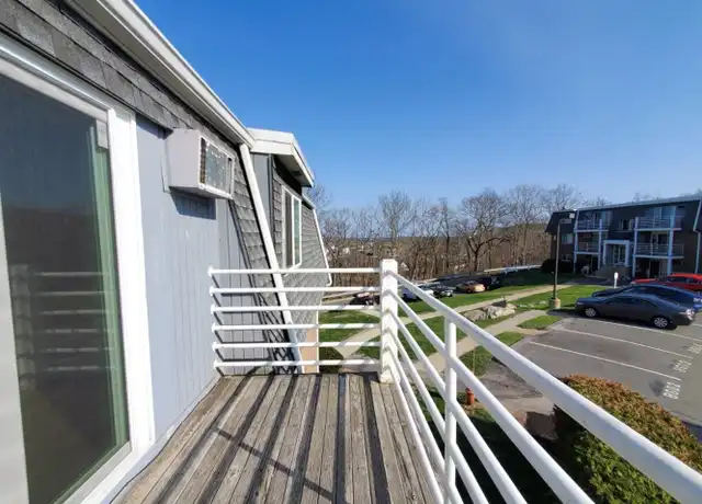 Property at 622 Heights at Cape Ann Unit 622, Gloucester, MA, 01930, 1 bed, 1 bath, [object Object]