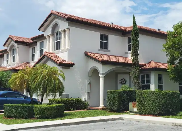 Property at 8163 NW 115th Ct, Doral, FL, 33178, 3 beds, 2.5 baths, [object Object]