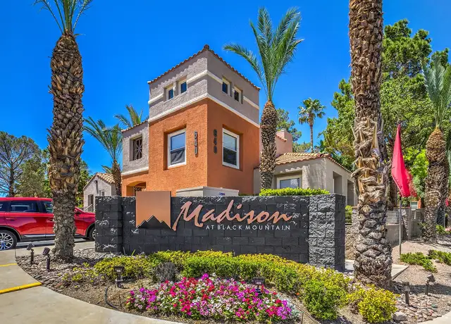 Photo of 640 E Horizon Dr, Henderson, NV 89015