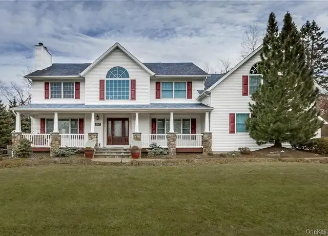 Property at 6 Sycamore Ln, Suffern, NY, 10901, 5 beds, 3.5 baths, [object Object]