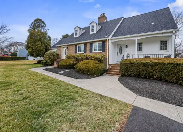 Property at 731 W Country Club Dr, Purcellville, VA, 20132, 4 beds, 2.5 baths, [object Object]