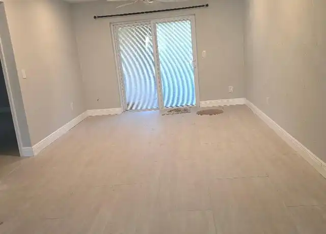 Property at 1517 16th Cir SE, Largo, FL, 33771, 1 bed, 1 bath, [object Object]