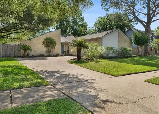 Property at 15406 Willow River Dr, Houston, TX, 77095, 3 beds, 2 baths, [object Object]