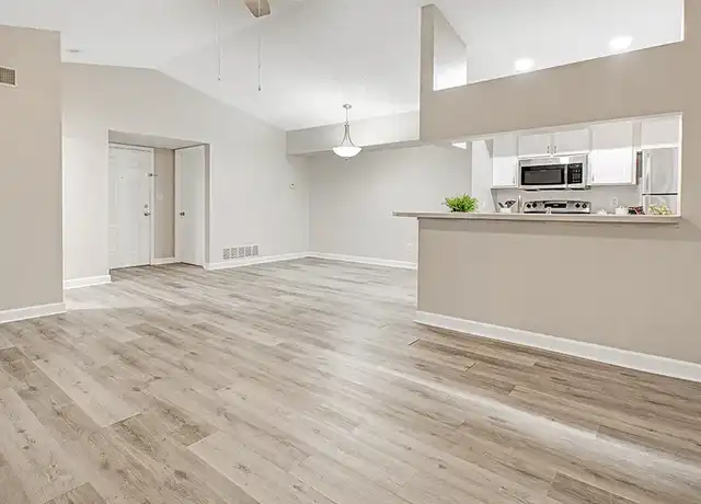 Property at The Earl - 124 SW 62nd St, Gainesville, FL, 32607, 1-3 bed, 1-3 bath, [object Object]