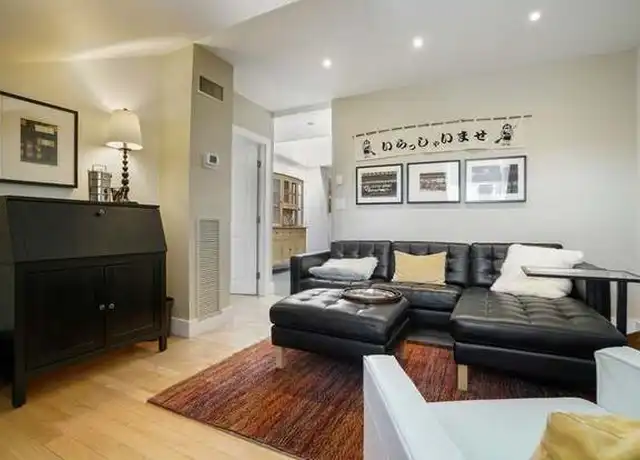 Property at 100 Commandants Way, Chelsea, MA, 02150, 1 bed, 1 bath, [object Object]