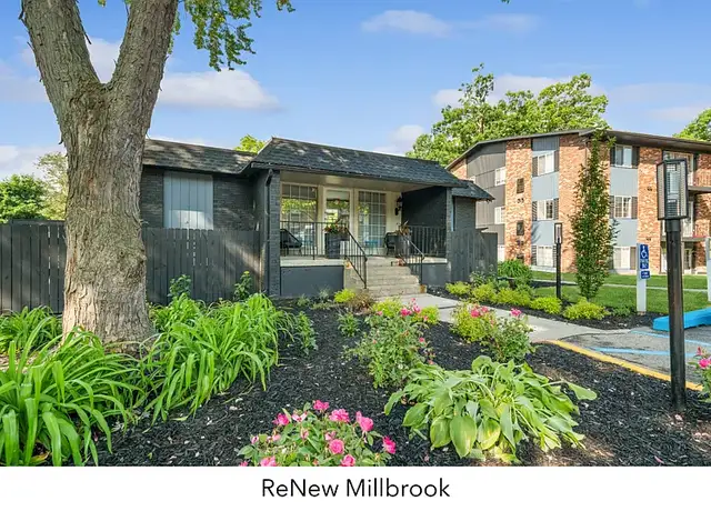 Photo of 4065 Pointe O Woods St SE, Grand Rapids, MI 49508