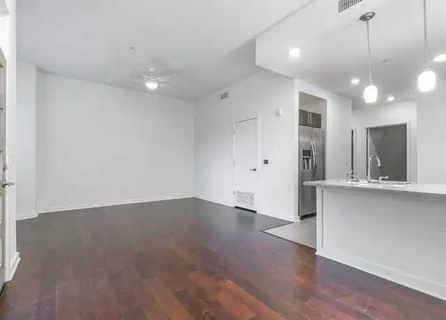 Property at 6700 Menchaca Rd, Austin, TX, 78745, 2 beds, 1 bath, [object Object]