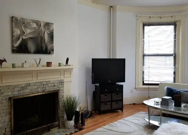 Property at 924 Beacon St Unit 4, Boston, MA, 02215, 1 bed, 1 bath, [object Object]