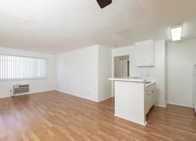 Property at Westmoreland Regency Towers - 433 S Westmoreland Ave, Los Angeles, CA, 90020, 0 beds, 1 bath, [object Object]