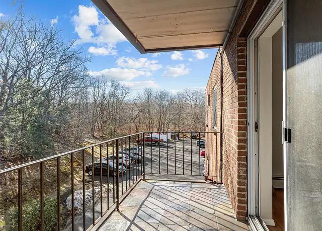 Photo of 5 Warden St, Saugus, MA 01906