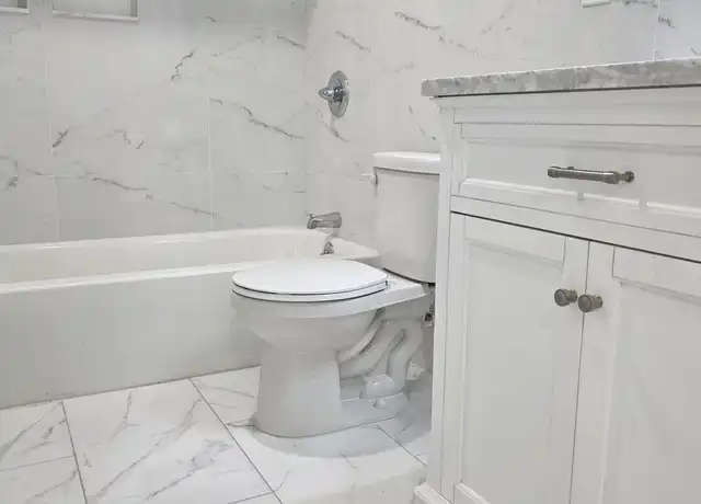 Property at 777 Grand Ave Apt 1, Ridgefield, NJ, 07657, 3 beds, 1 bath, [object Object]