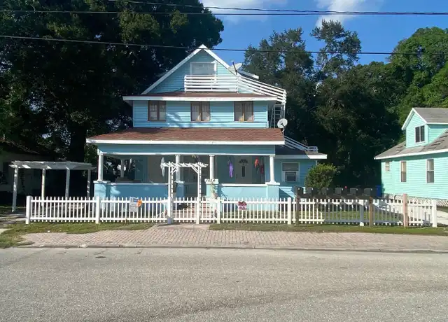Property at 1014 13th Ave W Unit 3, Bradenton, FL, 34205, 2 beds, 1 bath, [object Object]