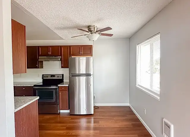 Photo of 1180 Pine St NE, Salem, OR 97301