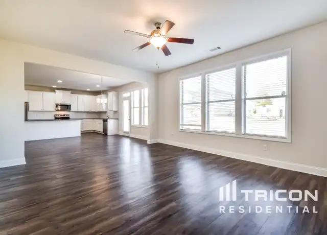 Property at 4030 Bella View Ln, Snellville, GA, 30039, 4 beds, 2 baths, [object Object]