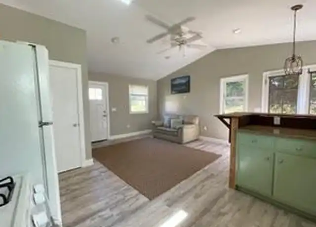 Property at 95 Road A Unit D, Westerly, RI, 02891, 2 beds, 1 bath, [object Object]