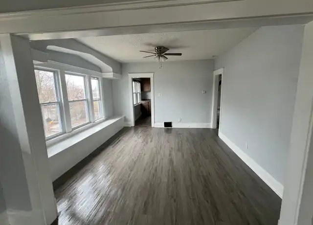 Property at 957 Parkway Rd Unit 2, Cleveland, OH, 44108, 2 beds, 1 bath, [object Object]