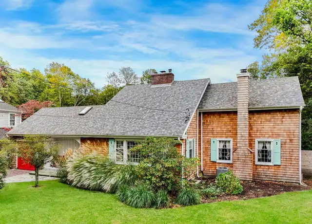 Property at 20 Livingston Rd, Bellport, NY, 11713, 4 beds, 2 baths, [object Object]